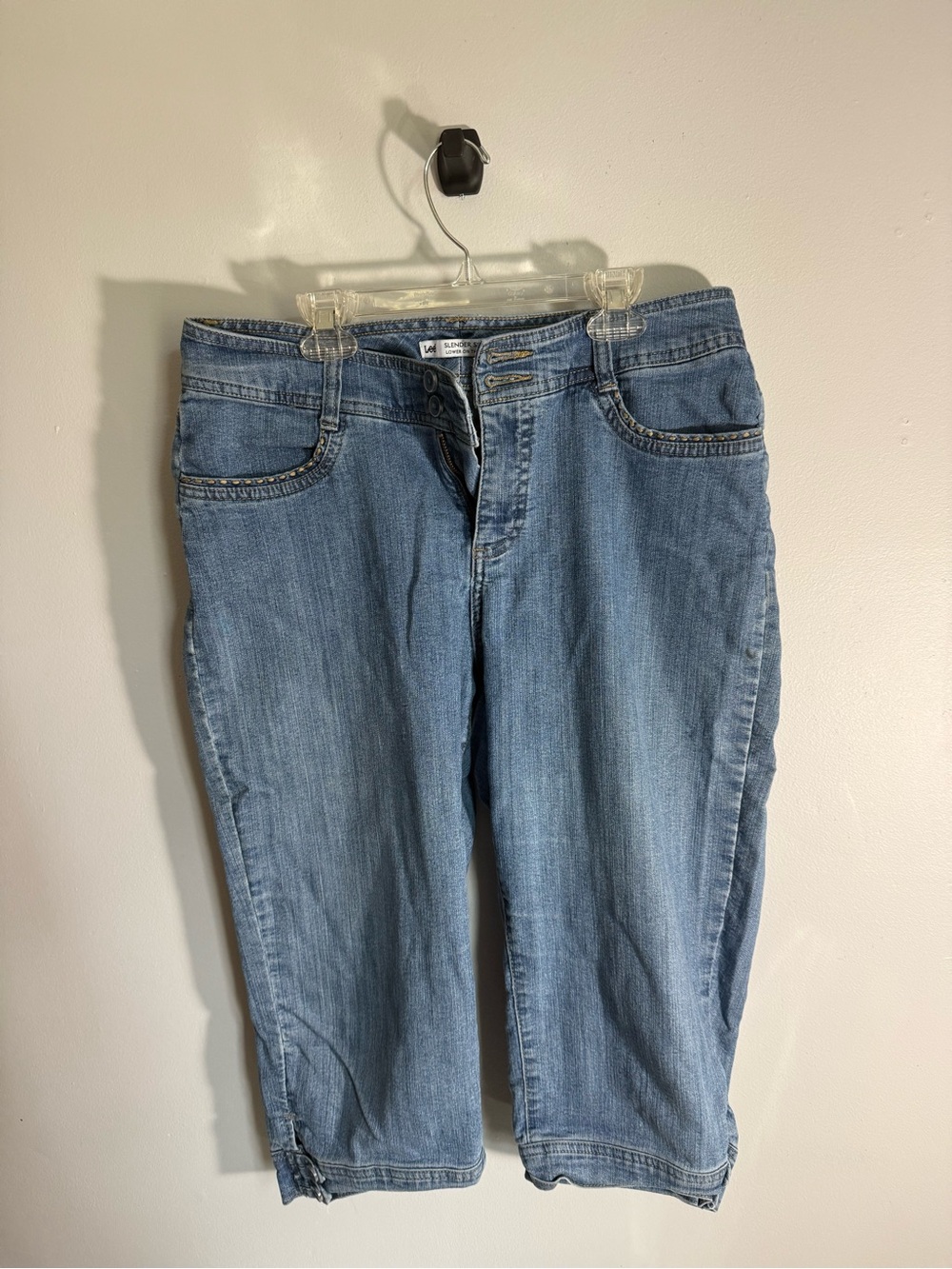 Lee Women's Light Blue Cropped Jeans